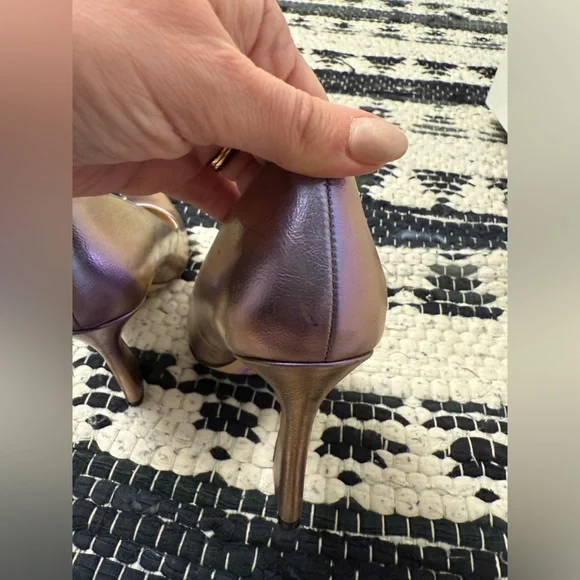 GUC Nine West Trendz Metallic Tapered Heel Pumps - Picture 9 of 12